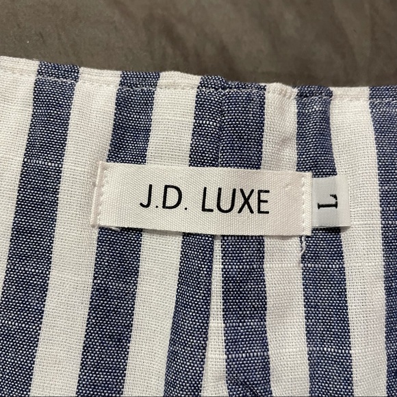 J.D. Luxe Lilly Striped Shorts - Picture 6 of 7